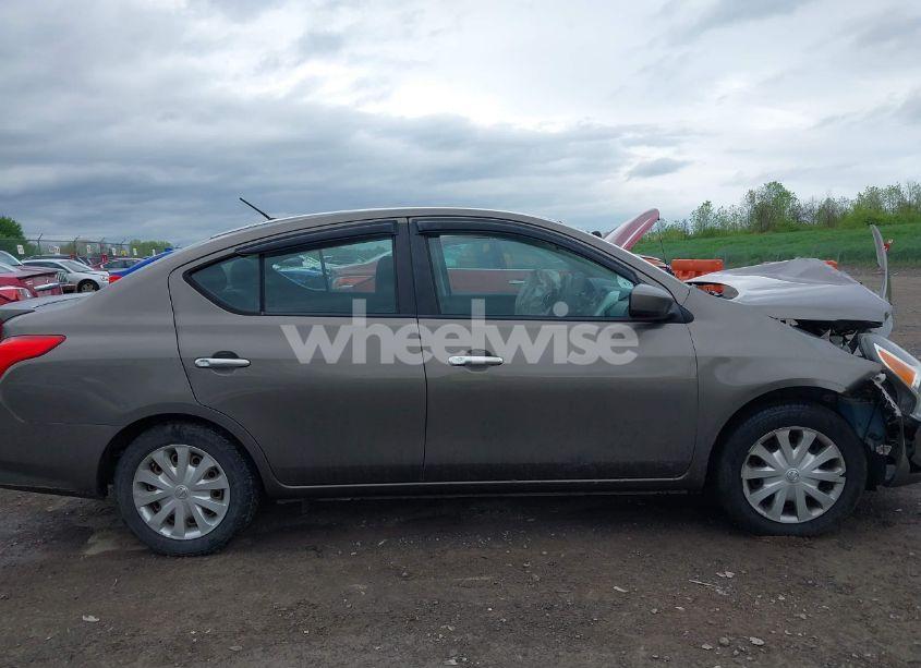 Photo 13 of 2015 Nissan Versa 1.6 S/1.6 S+/1.6 SL/1.6 SV (VIN 3N1CN7AP0FL934502)