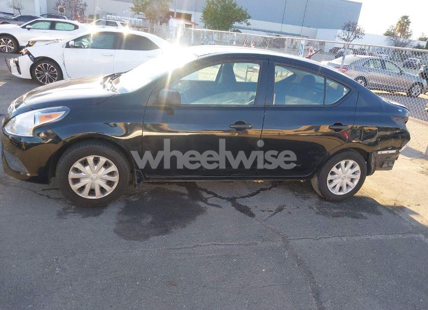 Photo 15 of 2015 Nissan Versa 1.6 S (VIN 3N1CN7AP0FL937383)