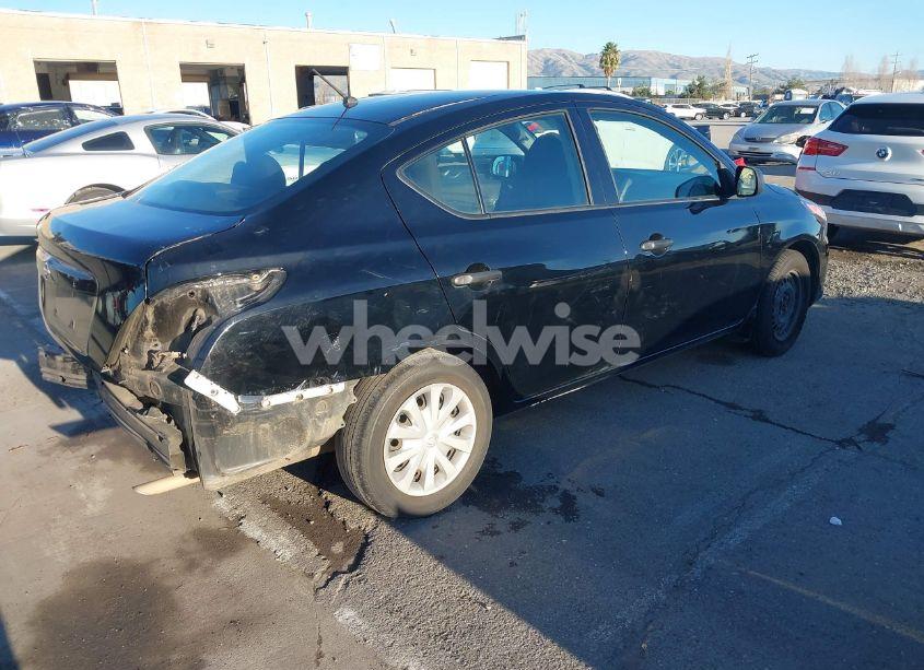 Photo 4 of 2015 Nissan Versa 1.6 S (VIN 3N1CN7AP0FL937383)