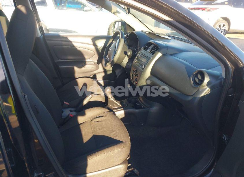 Photo 5 of 2015 Nissan Versa 1.6 S (VIN 3N1CN7AP0FL937383)