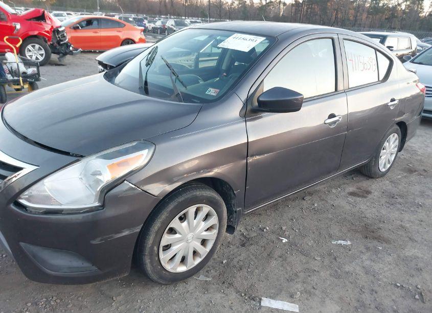 Photo 6 of 2015 Nissan Versa 1.6 SV (VIN 3N1CN7AP0FL948089)