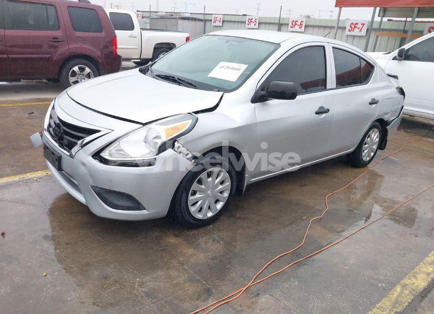 Photo 2 of 2015 Nissan Versa 1.6 S (VIN 3N1CN7AP0FL951350)