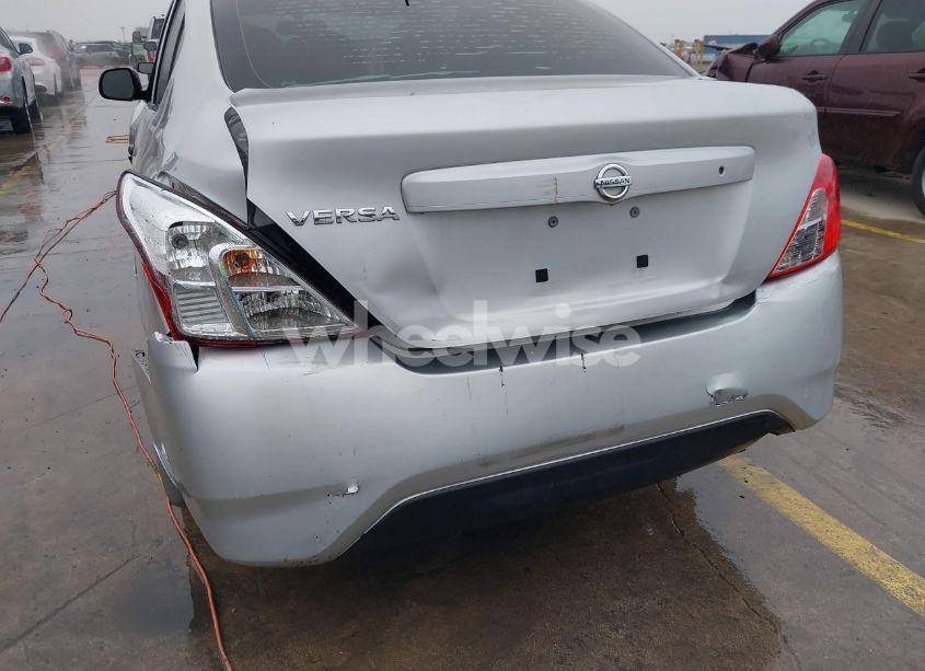 Photo 6 of 2015 Nissan Versa 1.6 S (VIN 3N1CN7AP0FL951350)