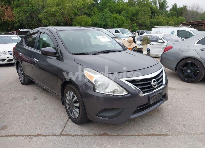 2015 Nissan Versa 1.6 SV (VIN 3N1CN7AP0FL952031) main photo