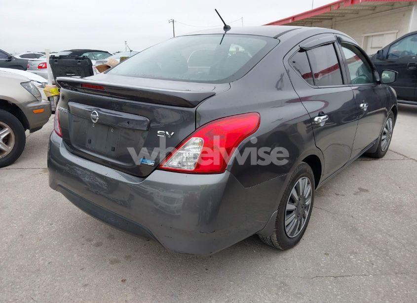 Photo 4 of 2015 Nissan Versa 1.6 SV (VIN 3N1CN7AP0FL952031)