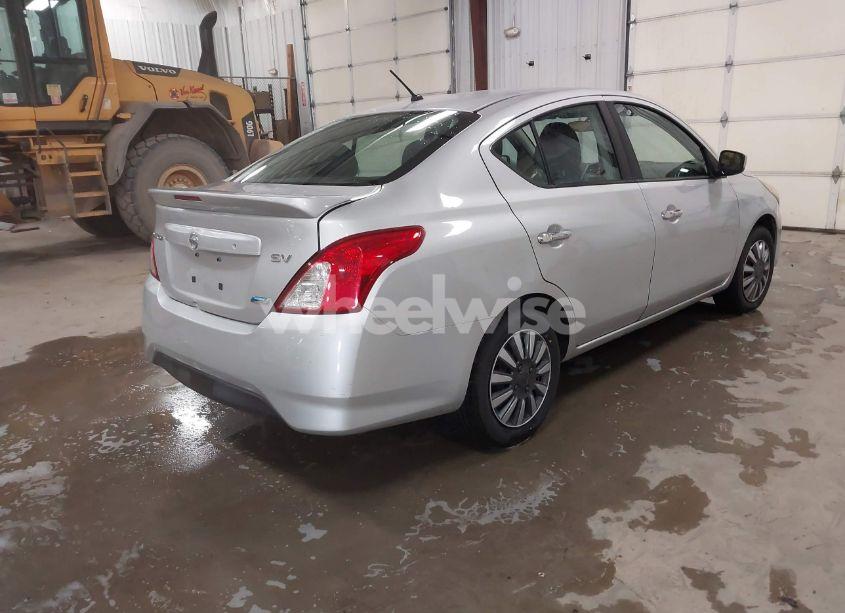 Photo 4 of 2016 Nissan Versa (VIN 3N1CN7AP0GL818539)