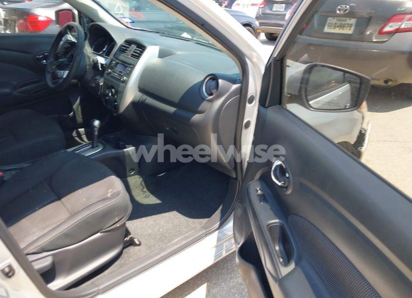 Photo 5 of 2016 Nissan Versa 1.6 S/1.6 S+/1.6 SL/1.6 SV (VIN 3N1CN7AP0GL857759)