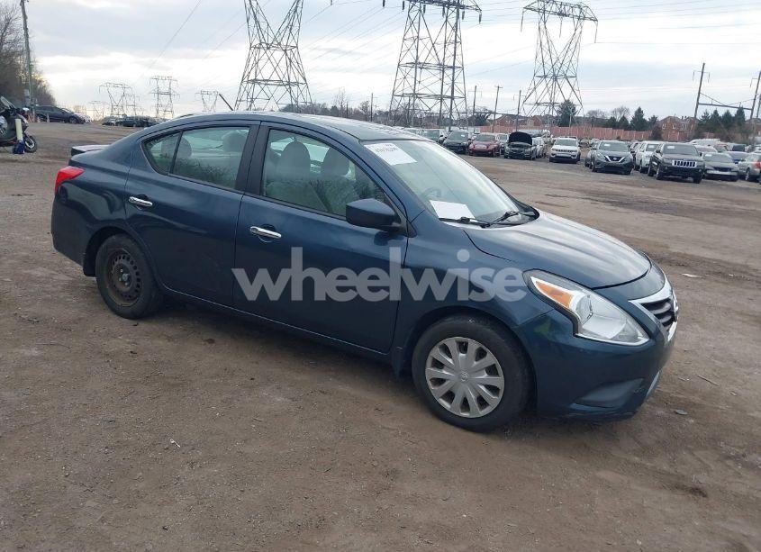 2016 Nissan Versa 1.6 SV (VIN 3N1CN7AP0GL859639) main photo