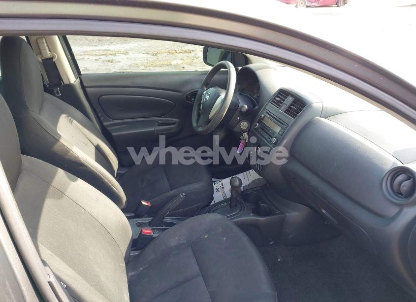 Photo 5 of 2016 Nissan Versa 1.6 S (VIN 3N1CN7AP0GL917913)