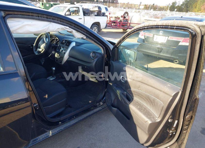 Photo 5 of 2017 Nissan Versa 1.6 S/1.6 S+/1.6 SL/1.6 SV (VIN 3N1CN7AP0HL801418)