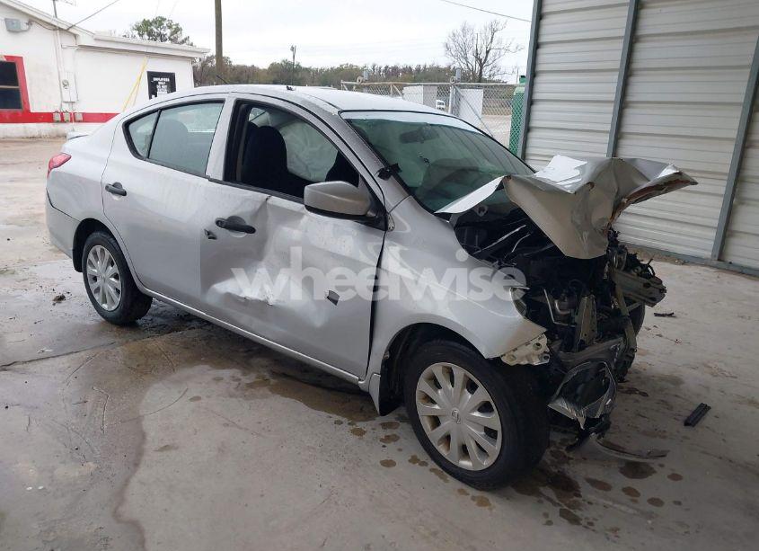 2017 Nissan Versa 1.6 S (VIN 3N1CN7AP0HL809048) main photo