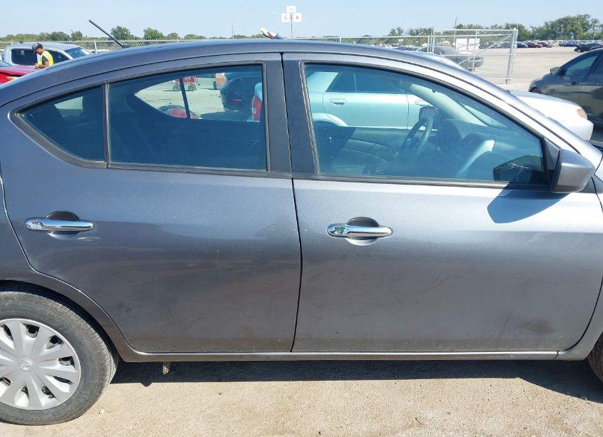 Photo 13 of 2018 Nissan Versa 1.6 SV (VIN 3N1CN7AP0JL811050)