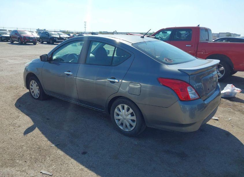 Photo 3 of 2018 Nissan Versa 1.6 SV (VIN 3N1CN7AP0JL811050)
