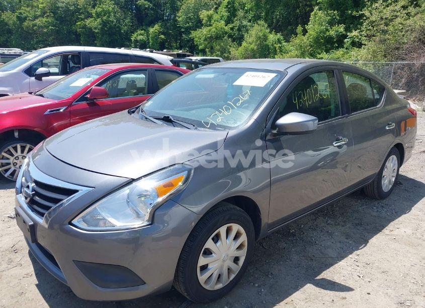 Photo 2 of 2018 Nissan Versa 1.6 SV (VIN 3N1CN7AP0JL831976)
