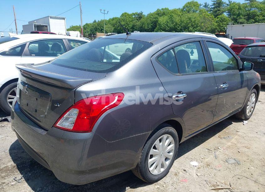 Photo 4 of 2018 Nissan Versa 1.6 SV (VIN 3N1CN7AP0JL831976)