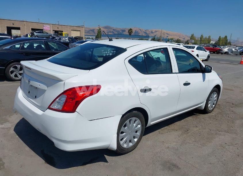 Photo 4 of 2018 Nissan Versa 1.6 S+ (VIN 3N1CN7AP0JL838717)