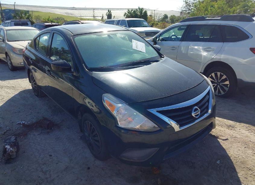 2018 Nissan Versa 1.6 S+ (VIN 3N1CN7AP0JL838944) main photo