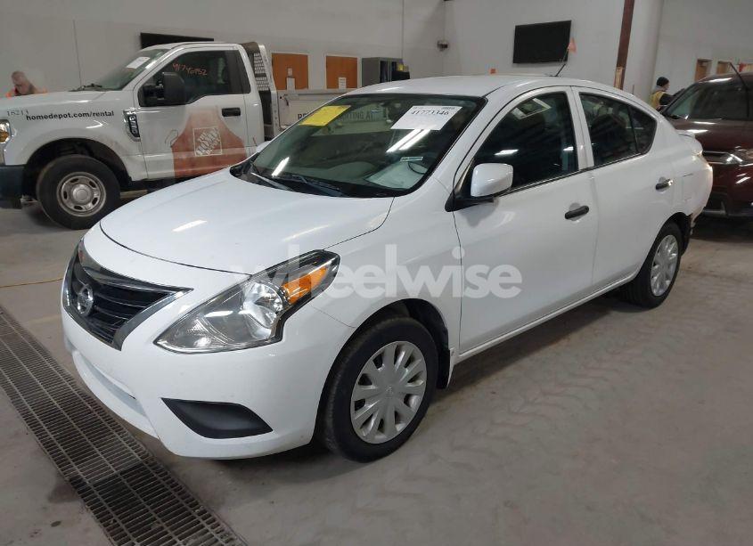 Photo 2 of 2018 Nissan Versa 1.6 S+ (VIN 3N1CN7AP0JL842783)