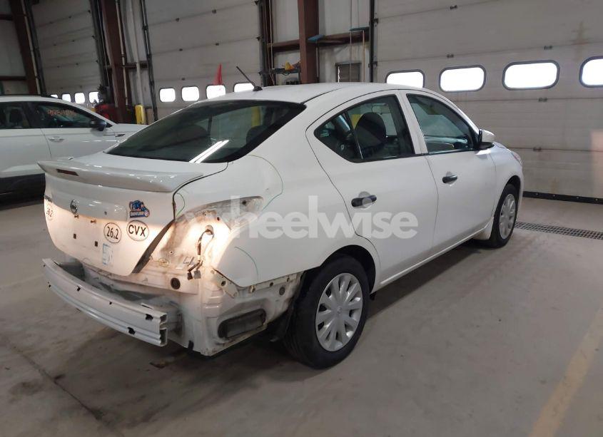 Photo 4 of 2018 Nissan Versa 1.6 S+ (VIN 3N1CN7AP0JL842783)