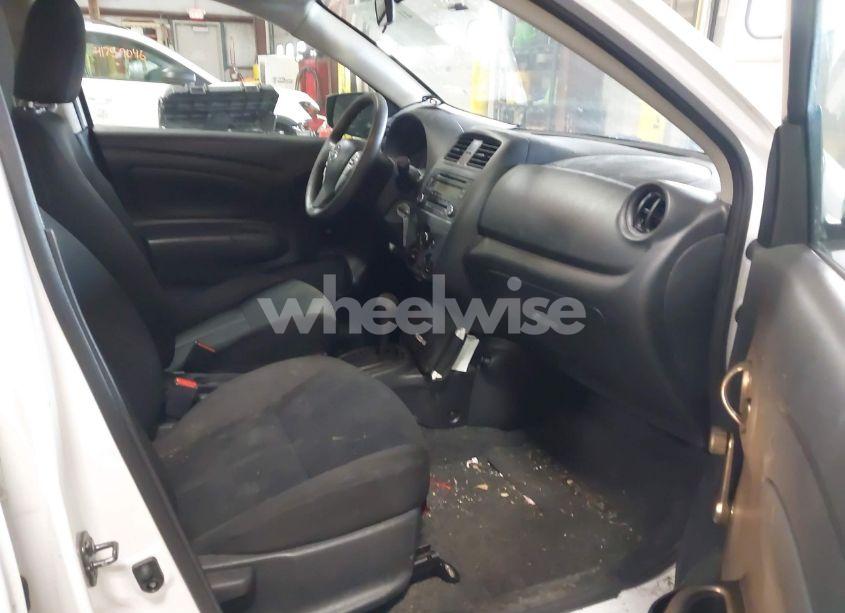 Photo 5 of 2018 Nissan Versa 1.6 S+ (VIN 3N1CN7AP0JL842783)