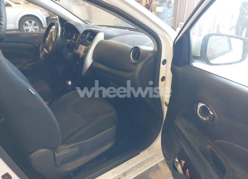 Photo 5 of 2018 Nissan Versa 1.6 SV (VIN 3N1CN7AP0JL857140)