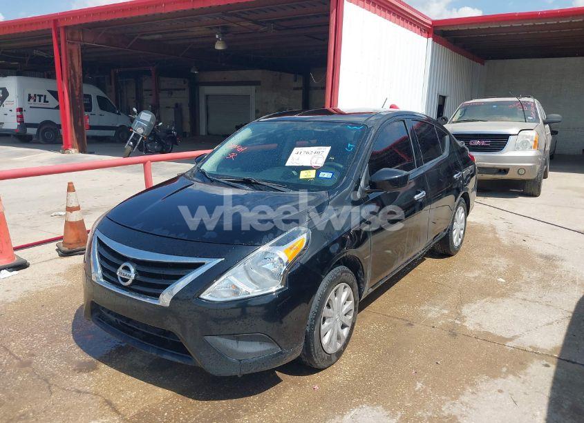 Photo 2 of 2018 Nissan Versa 1.6 SV (VIN 3N1CN7AP0JL859681)