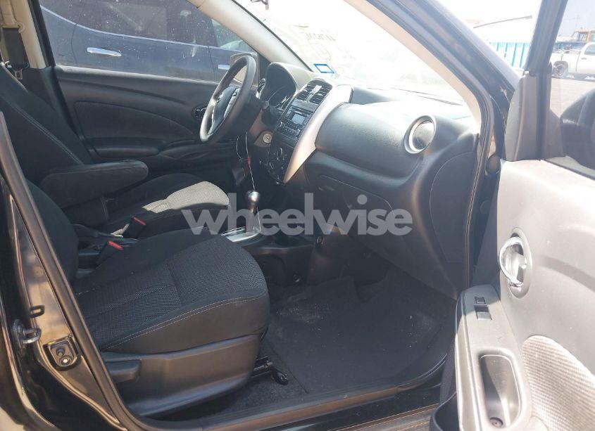 Photo 5 of 2018 Nissan Versa 1.6 SV (VIN 3N1CN7AP0JL859681)