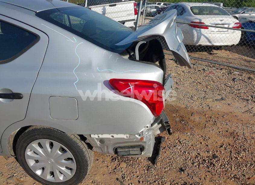 Photo 6 of 2019 Nissan Versa 1.6 S+ (VIN 3N1CN7AP0KL823202)