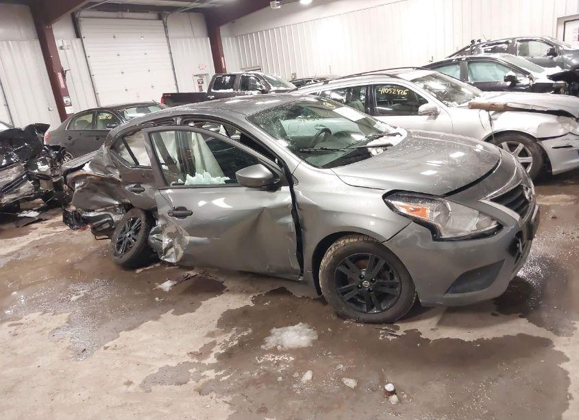 Photo 12 of 2019 Nissan Versa 1.6 S+ (VIN 3N1CN7AP0KL829341)