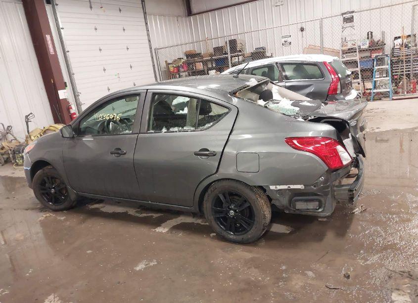 Photo 13 of 2019 Nissan Versa 1.6 S+ (VIN 3N1CN7AP0KL829341)