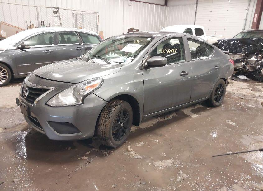 Photo 2 of 2019 Nissan Versa 1.6 S+ (VIN 3N1CN7AP0KL829341)