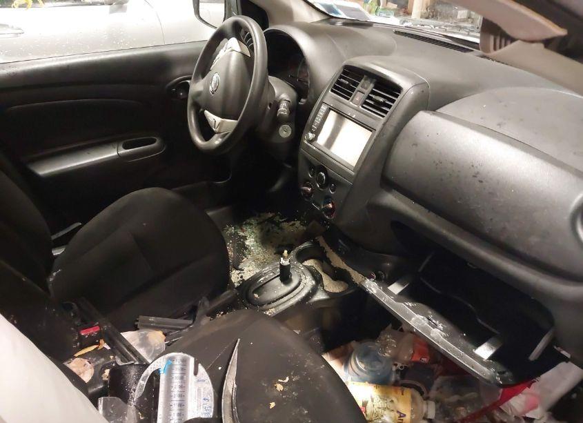 Photo 5 of 2019 Nissan Versa 1.6 S+ (VIN 3N1CN7AP0KL829341)