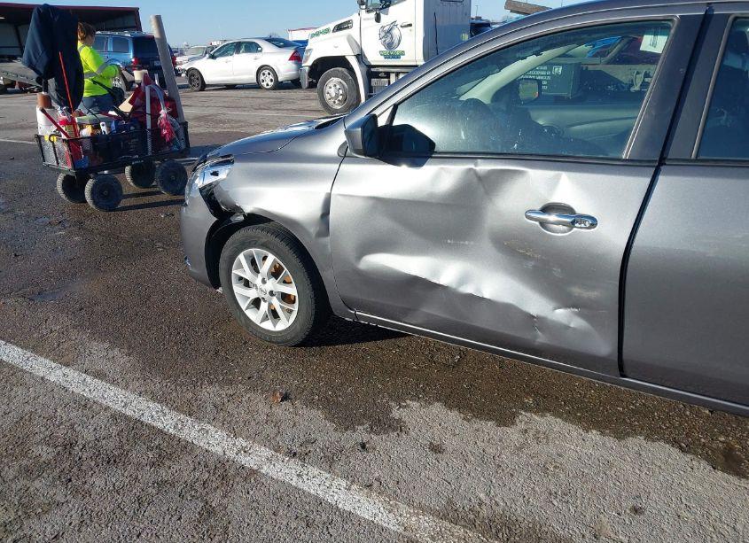 Photo 18 of 2019 Nissan Versa 1.6 SV (VIN 3N1CN7AP0KL830747)