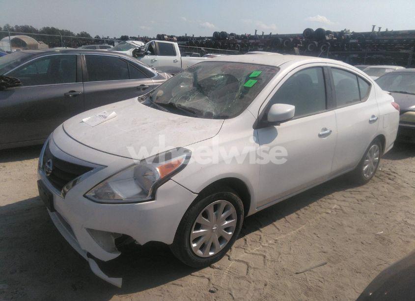 Photo 2 of 2019 Nissan Versa 1.6 SV (VIN 3N1CN7AP0KL832062)