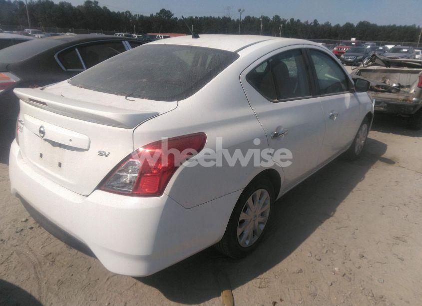 Photo 4 of 2019 Nissan Versa 1.6 SV (VIN 3N1CN7AP0KL832062)