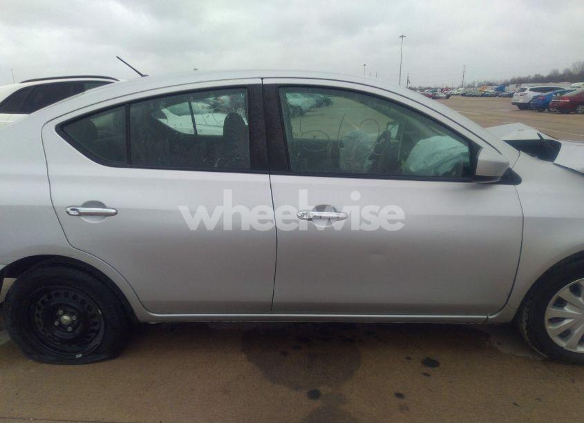 Photo 13 of 2019 Nissan Versa 1.6 SV (VIN 3N1CN7AP0KL843031)