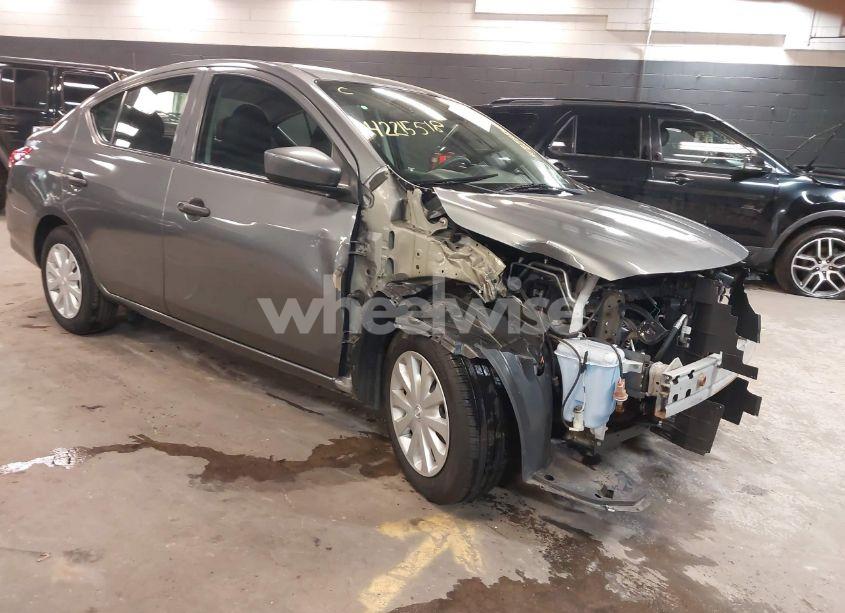 2019 Nissan Versa 1.6 S+ (VIN 3N1CN7AP0KL844180) main photo