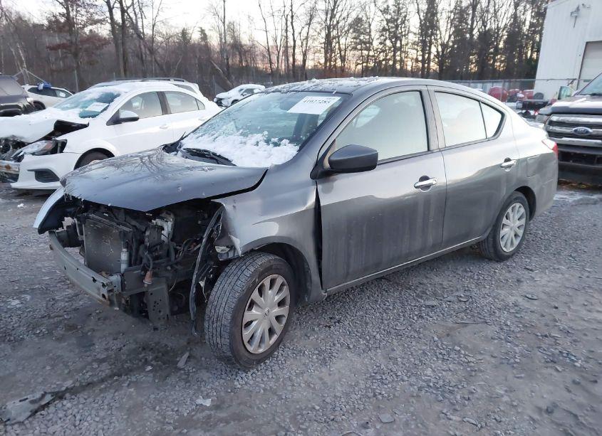 Photo 2 of 2019 Nissan Versa 1.6 SV (VIN 3N1CN7AP0KL847936)