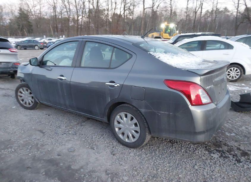 Photo 3 of 2019 Nissan Versa 1.6 SV (VIN 3N1CN7AP0KL847936)