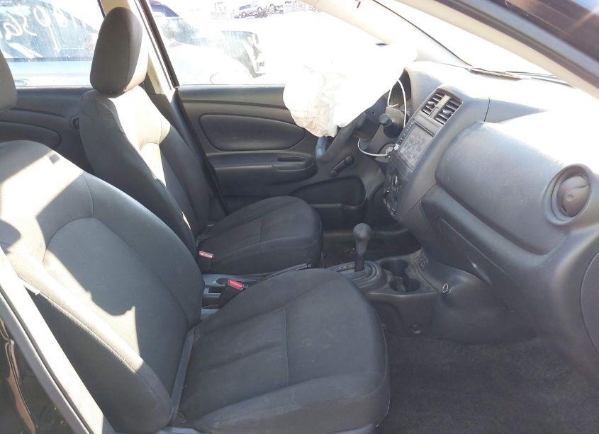 Photo 5 of 2019 Nissan Versa 1.6 S+ (VIN 3N1CN7AP0KL869547)