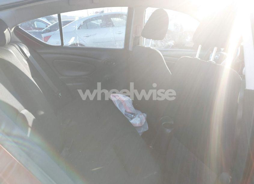 Photo 8 of 2019 Nissan Versa 1.6 S+ (VIN 3N1CN7AP0KL874506)