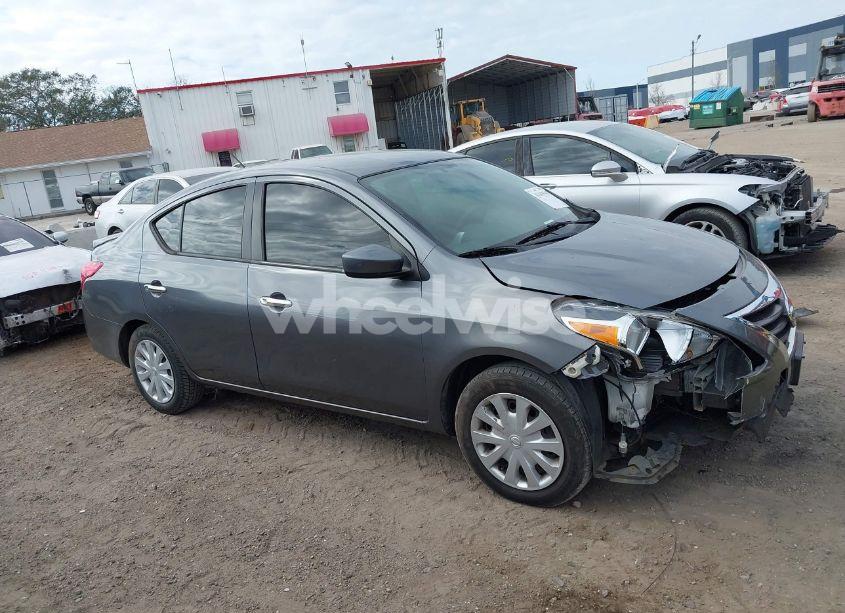 Photo 13 of 2019 Nissan Versa 1.6 SV (VIN 3N1CN7AP0KL880595)