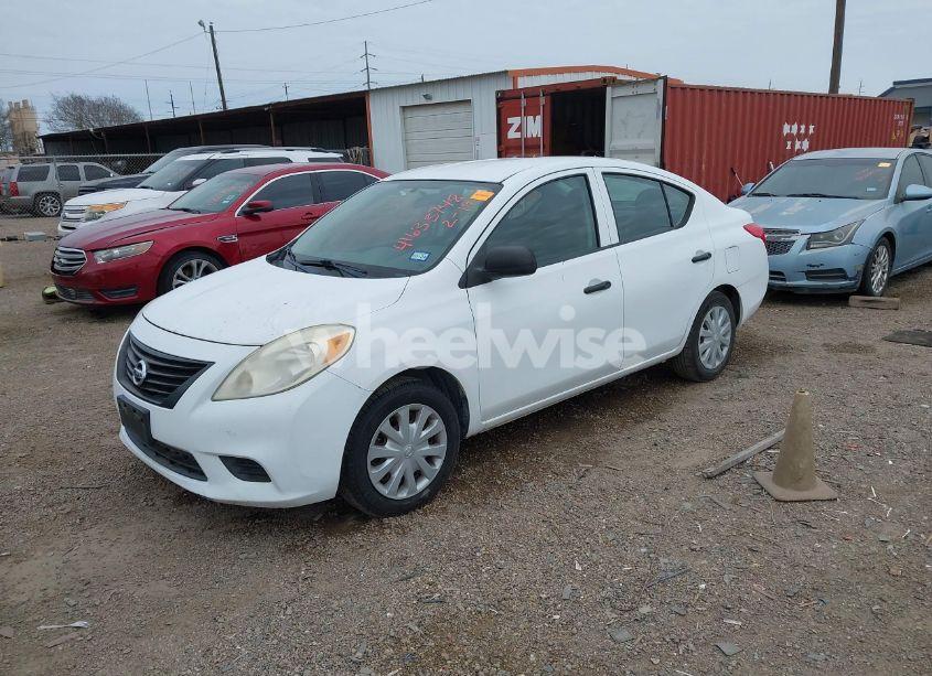 Photo 2 of 2012 Nissan Versa 1.6 S (VIN 3N1CN7AP1CL824229)