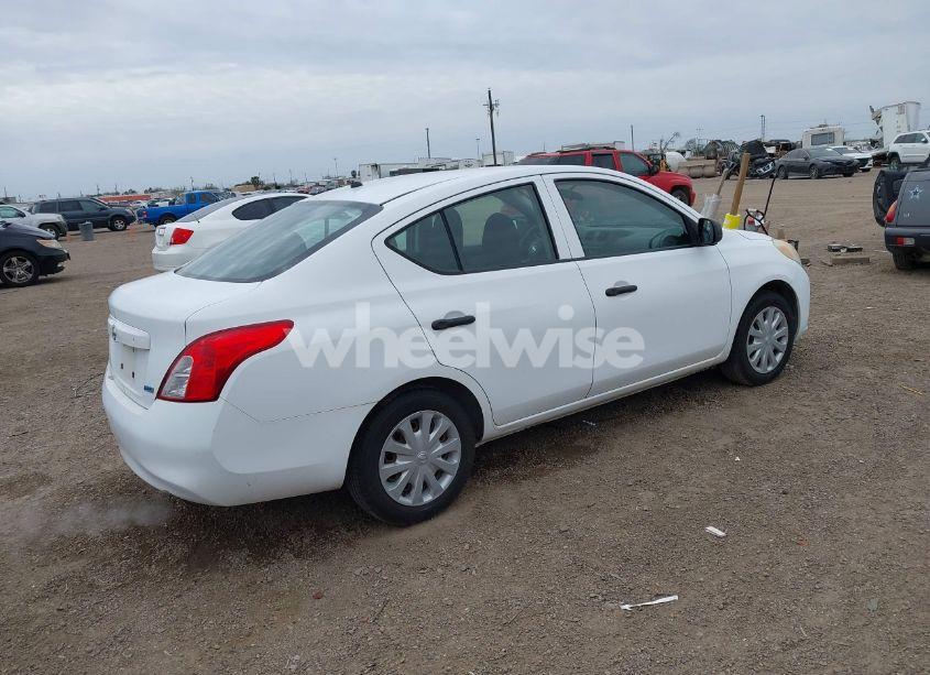Photo 4 of 2012 Nissan Versa 1.6 S (VIN 3N1CN7AP1CL824229)