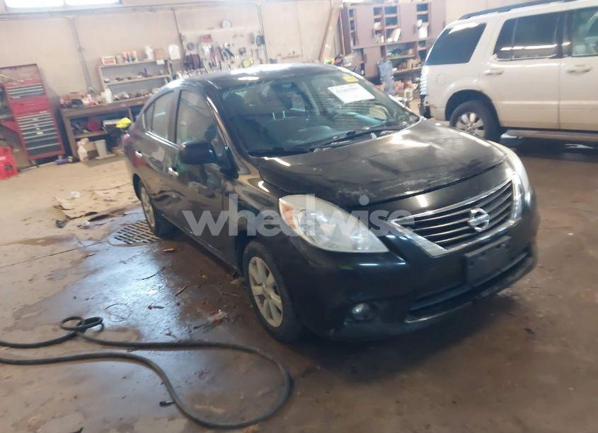 2012 Nissan Versa 1.6 SL (VIN 3N1CN7AP1CL825879) main photo