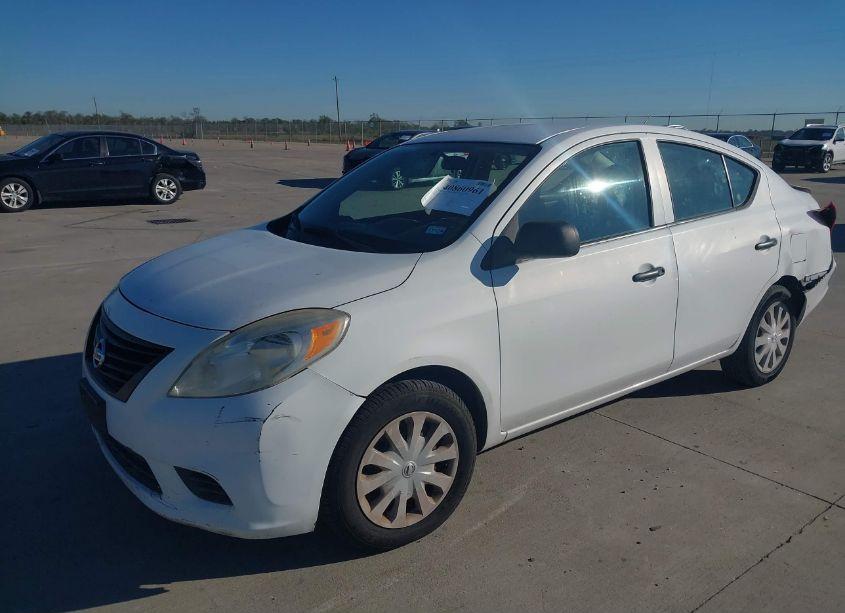 Photo 2 of 2012 Nissan Versa 1.6 S (VIN 3N1CN7AP1CL835280)