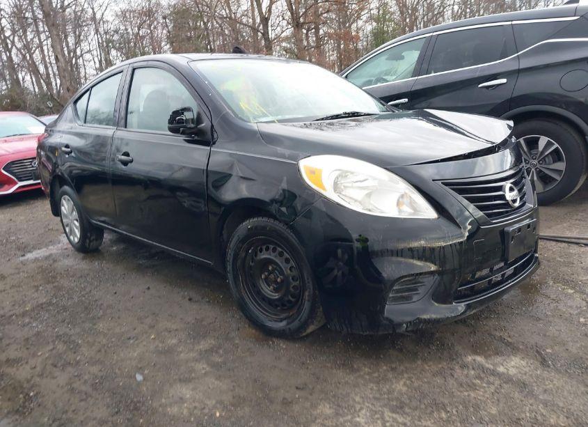 2012 Nissan Versa 1.6 S (VIN 3N1CN7AP1CL888495) main photo