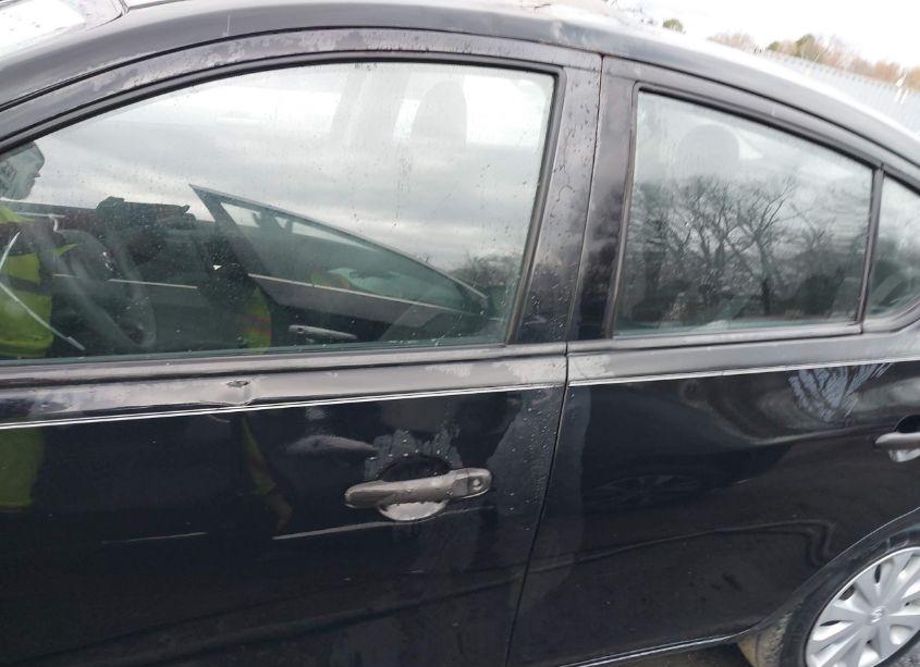 Photo 14 of 2012 Nissan Versa 1.6 S (VIN 3N1CN7AP1CL888495)