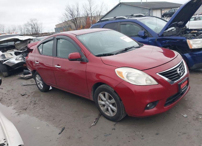 2013 Nissan Versa 1.6 SL (VIN 3N1CN7AP1DL816374) main photo