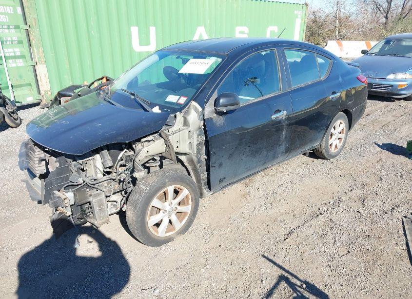 Photo 2 of 2013 Nissan Versa 1.6 SL (VIN 3N1CN7AP1DL820117)